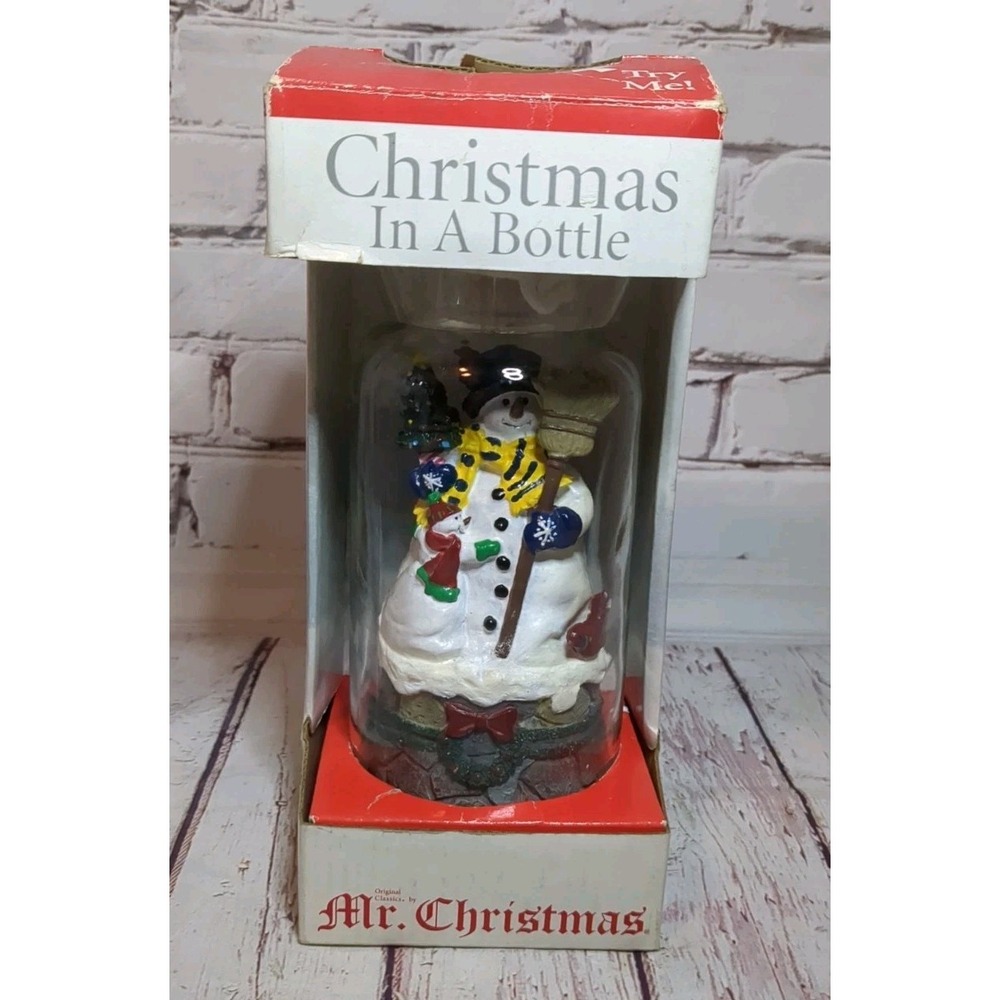 2004 Christmas In‎ A Bottle Mr. Christmas Snowman